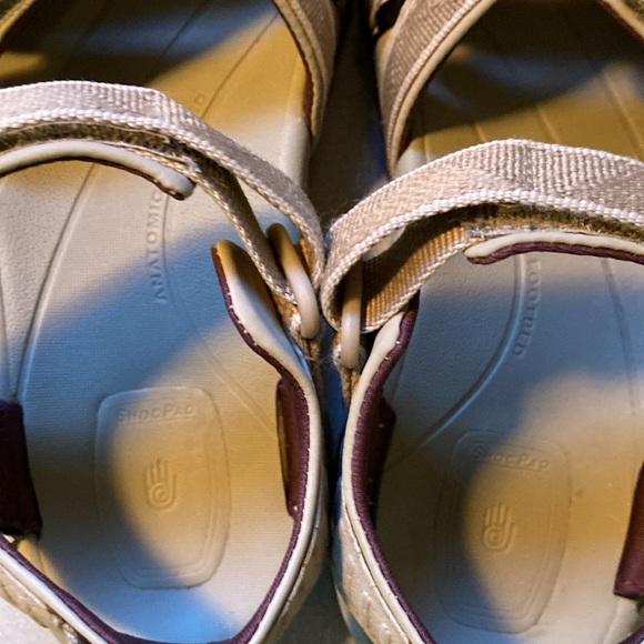 Teva Tirra Like New size 7 - Picture 6 of 7